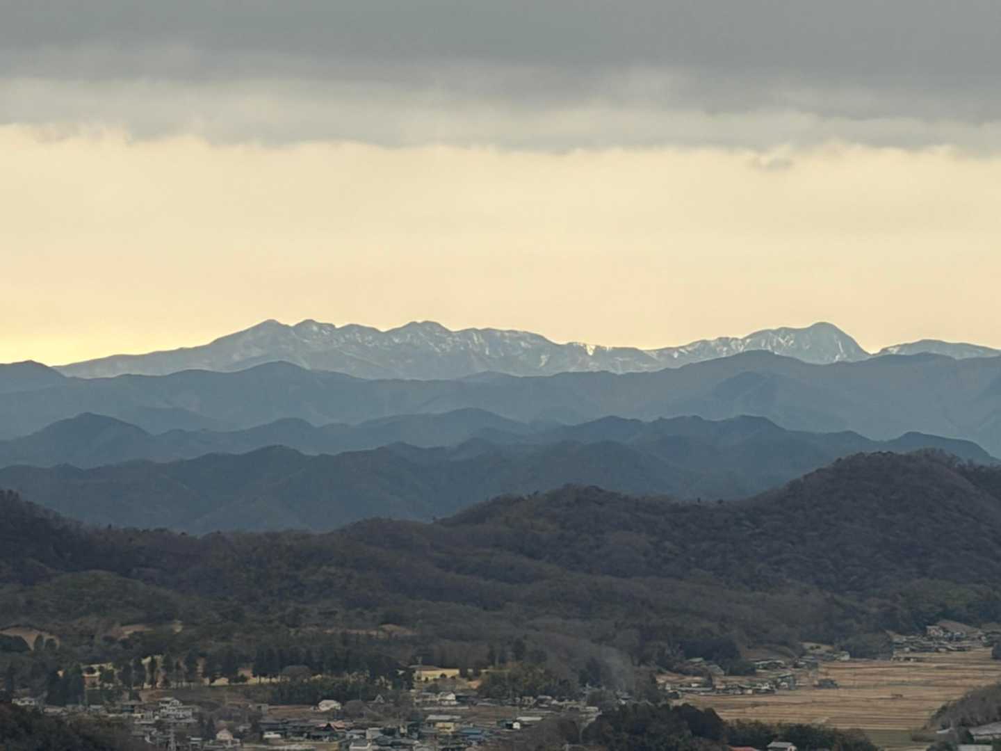 右端のが、皇海山らしい。