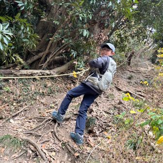 なんとこのコースはロープアクションも楽しめる♪
息子、豪快に転んでおった🤣