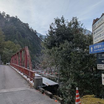 飲み物も切れているので自動販売機で補給