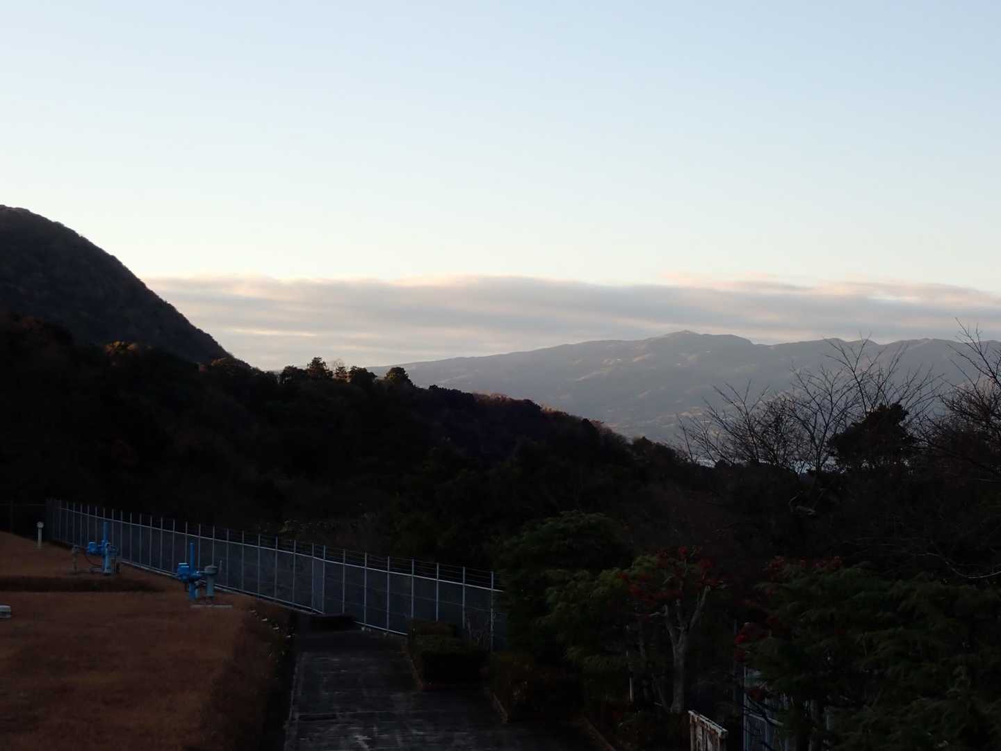 沼津アルプスからアルプスの山々を眺める