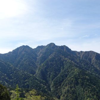 八ヶ岳主稜が見えてきた