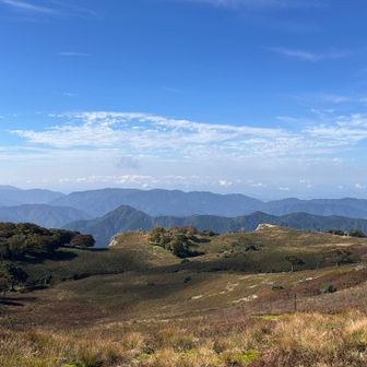 ボタンブチ・天狗岩方面。