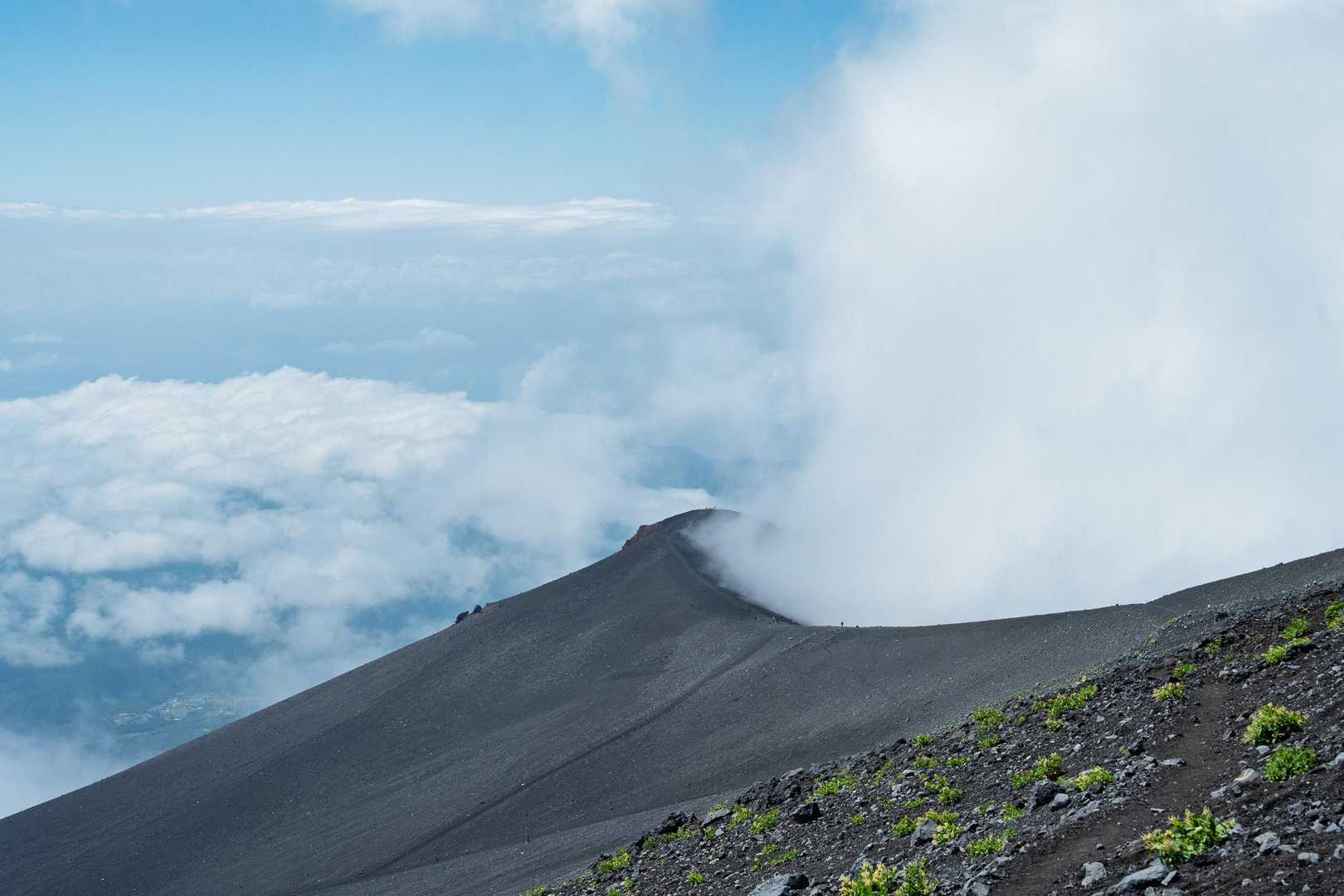 宝永山、雲溜まりがち☁️