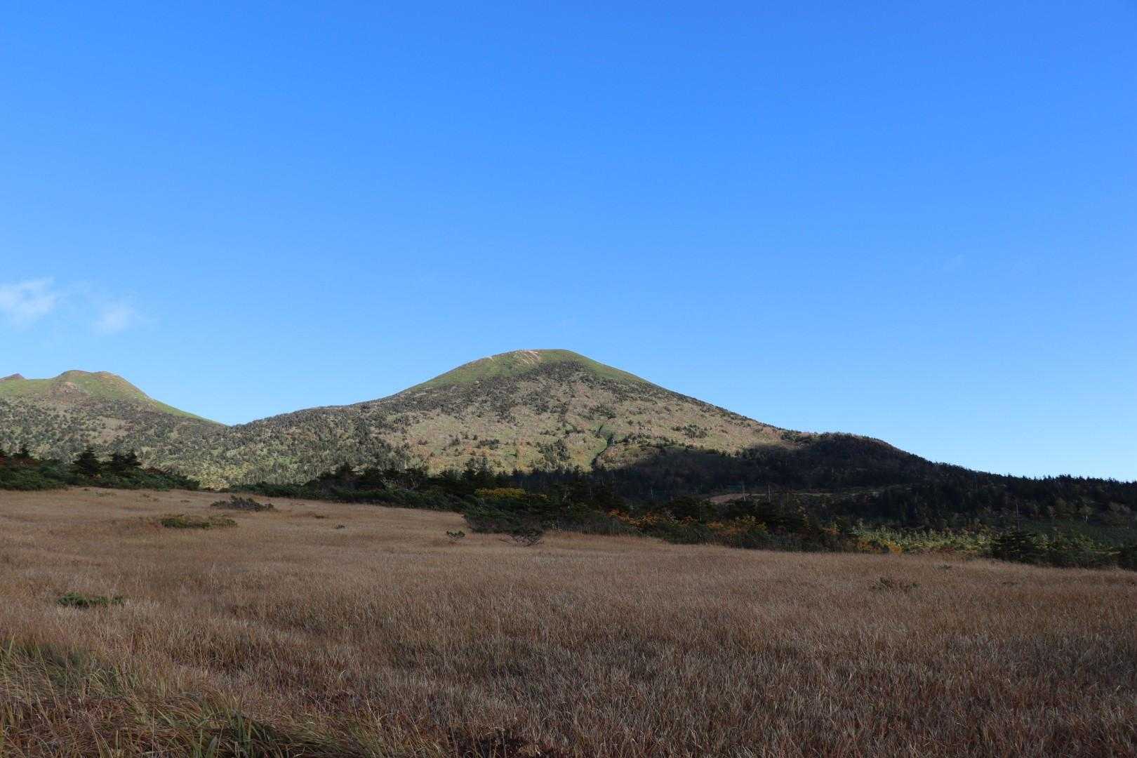 振り返って大岳
今日は時間の関係でピークは取らない。