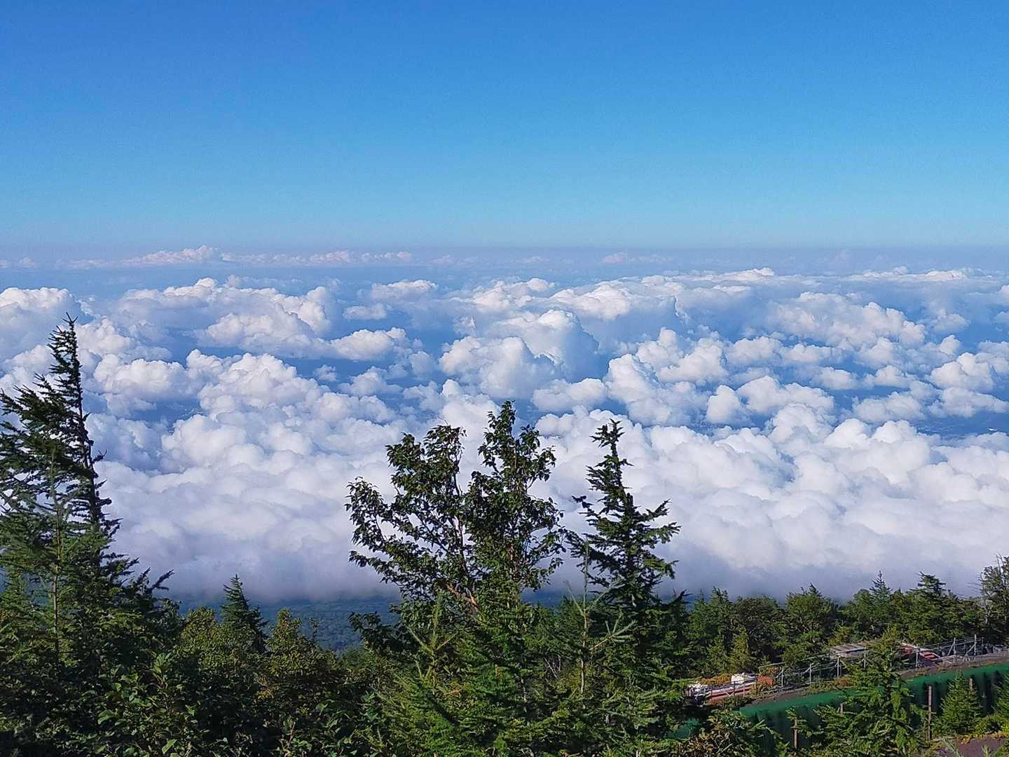 すでに雲の上