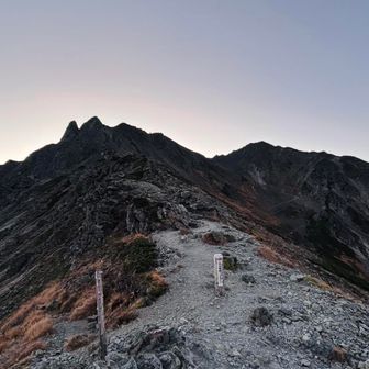 西鎌尾根道💁‍♂️
中々険しい🚶💦
