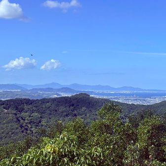 先ほど登った鍛冶ヶ峰