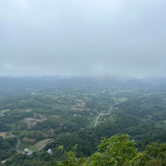 たぶん向こうに見えるのが富山