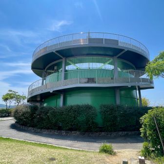 めちゃくちゃ立派な展望台😳
螺旋のスロープなので登りやすい