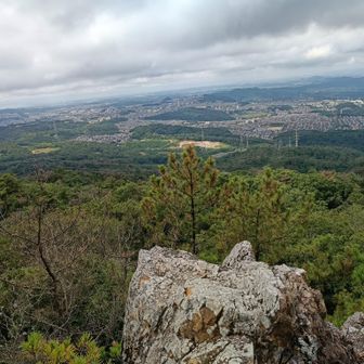 天狗岩を登ると、登山スキルが上がるらしい。知らんけど😆