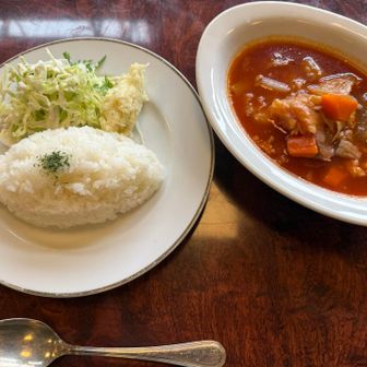 下山メシはボルシチです😋
久しぶりに山グルメ堪能しました🍽️