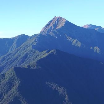 あらためてアサヨ峰から北岳ロックオン！