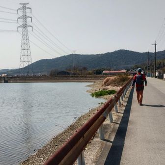 駐車場までは十数分のロード。