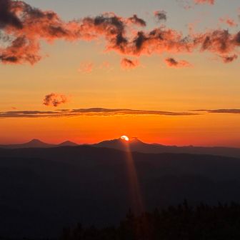 阿寒湖方面の山
