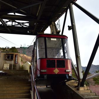 でもロープウェイで登ります(笑)