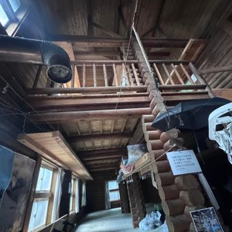 ログの山小屋