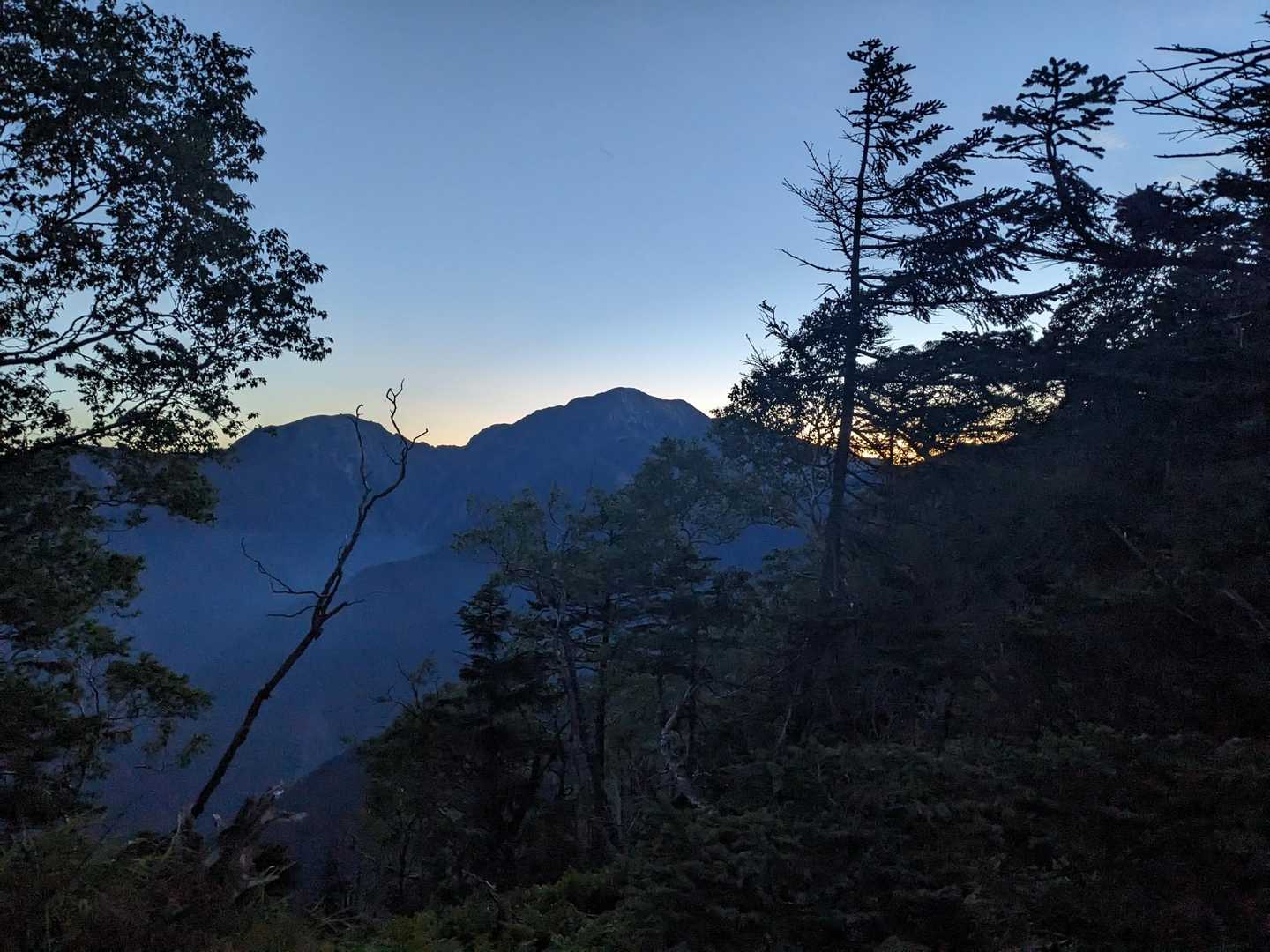 たぶん聖岳でしょう