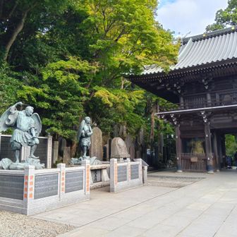 薬王院の天狗たち