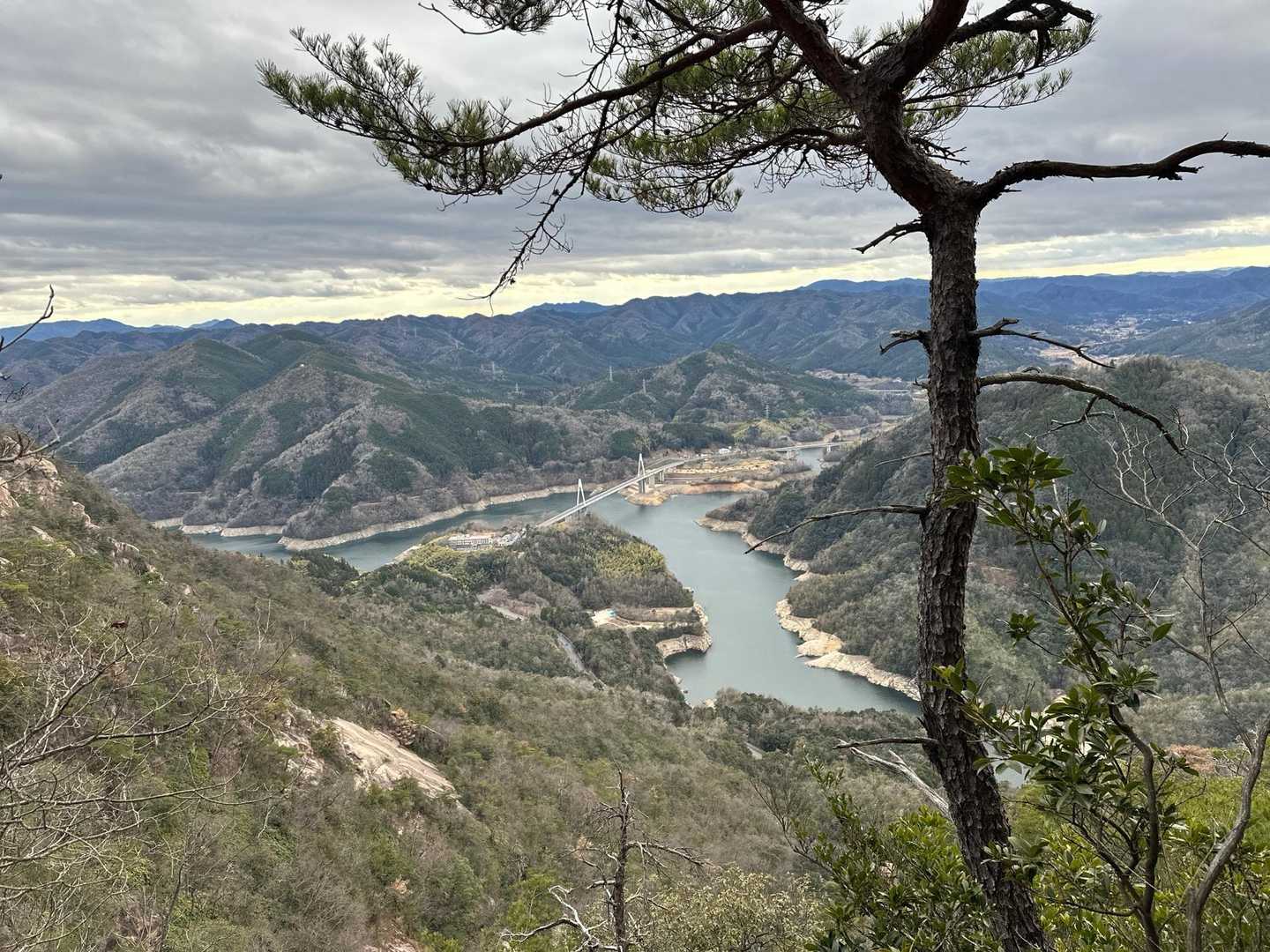 後飯谷バス停-高鉢山-黒滝山 周回コースの写真