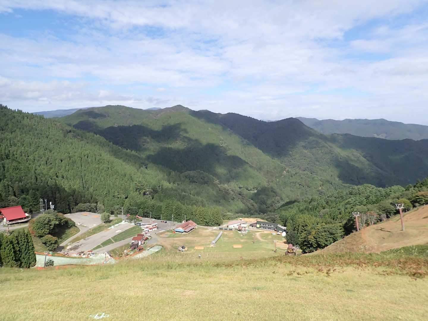 おおやスキー場を見下ろす。