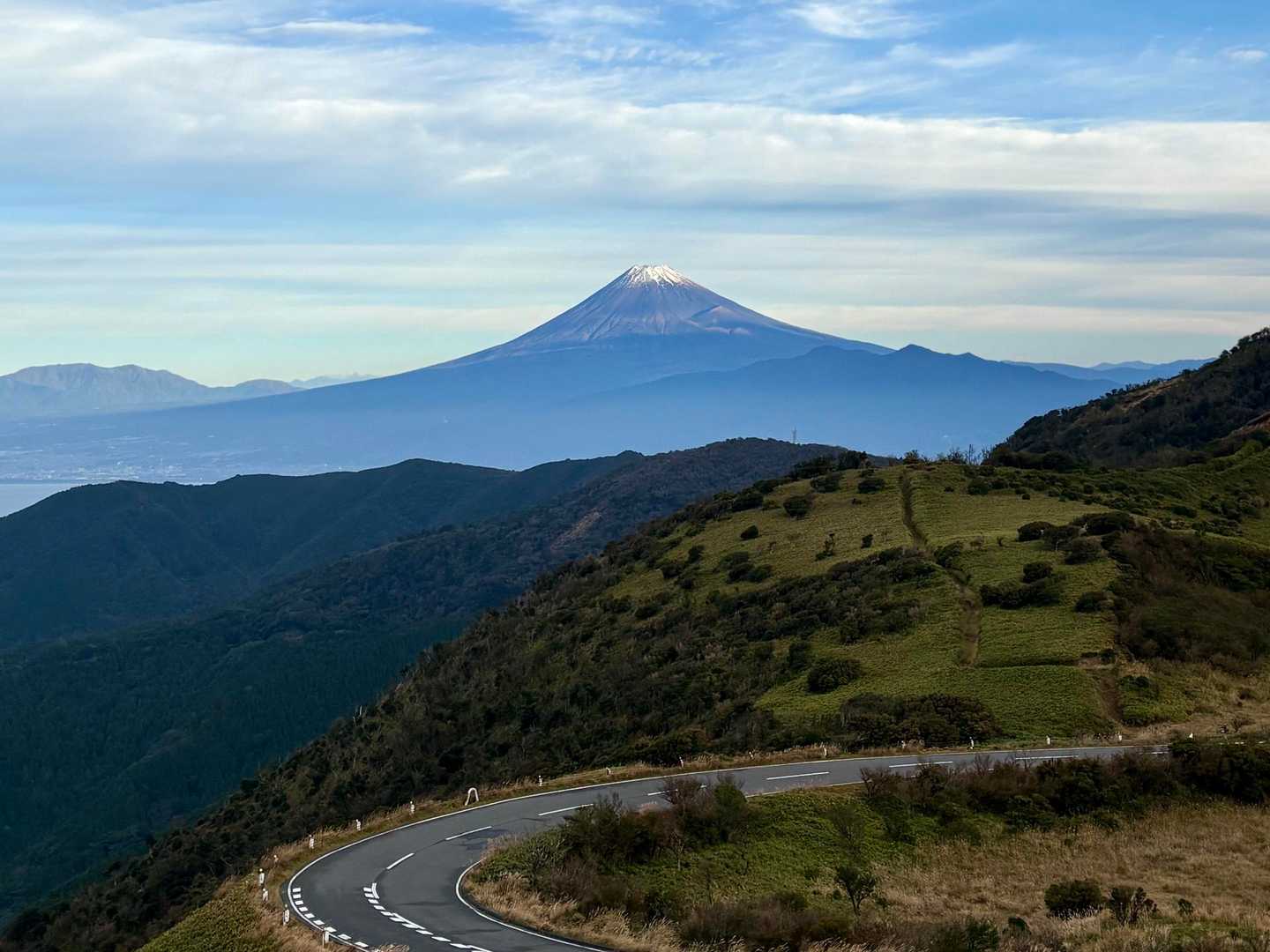 大曲茶屋バス停-土肥峠-伽藍山-古稀山-達磨山-小達磨山- 縦走コースの写真