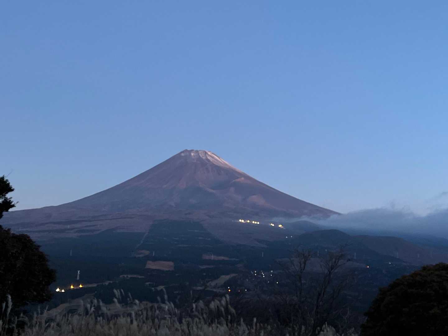 さらに10分。明るくなってきた。