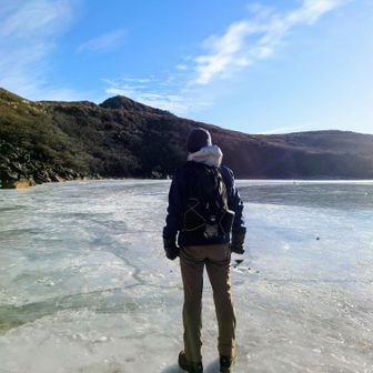脊梁の国見岳🆕祠復興プロジェクトに参加されてたJasperさんに声を掛けられました😄
（稲星山までは、ご一緒させて頂きました🎶）