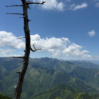 雨乞岩からの眺めはサイコー