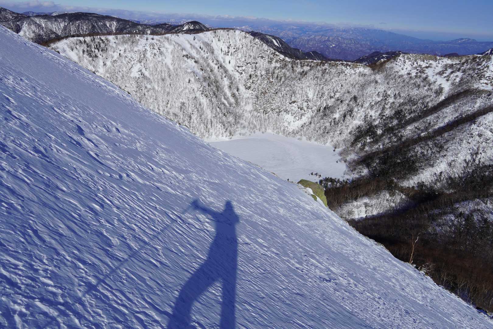 湯元温泉バス停-前白根山-日光白根山 往復コースの写真