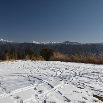 南アルプス展望台。ここでランチタイム。絶景を眺めながら最高の時間。