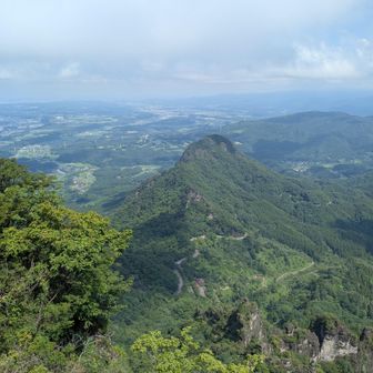 石門の奇岩郡と金鶏山