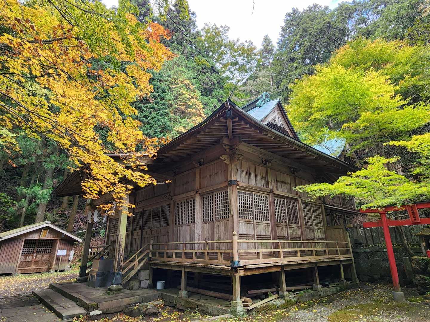 火男火売神社。ほのおほのめと読むらしい