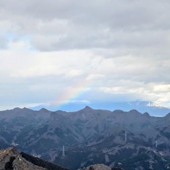 😊チョイ小雨がぱらついたな〜と思ったら〜浅間山の方に🌈