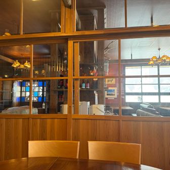 素敵なカフェです。スタッフさんがとてもservice-orientedで私宿泊者じゃないのにめちゃフレンドリー、さすが。