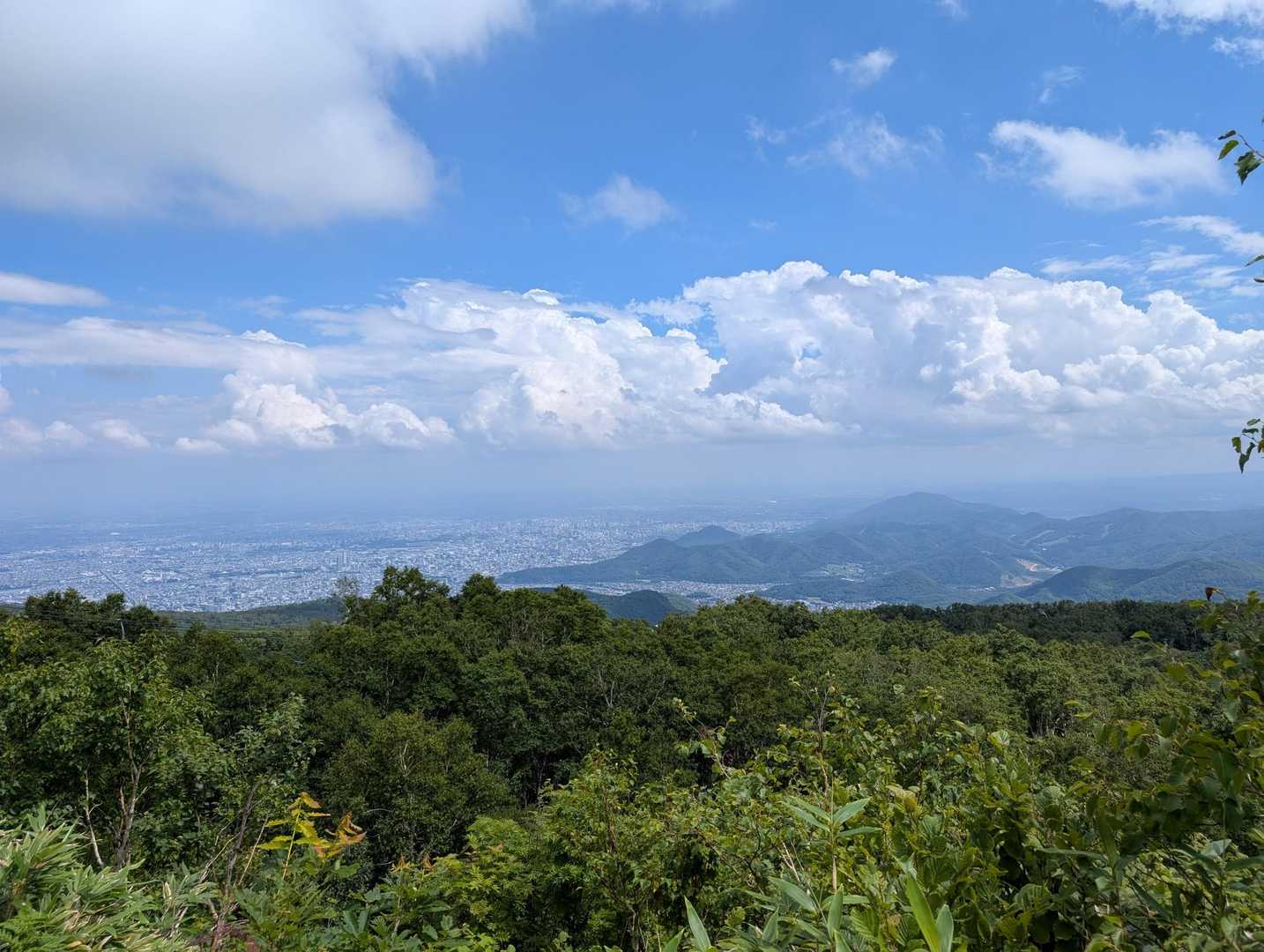円山、藻岩山方向