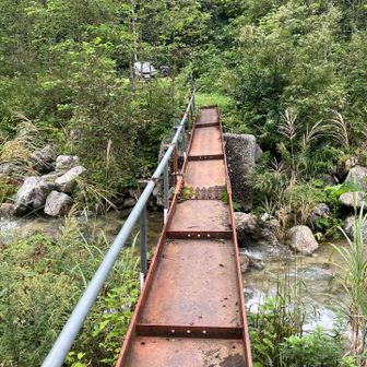 ラストの鉄の橋。

何とか無事に登山口に帰りつく。