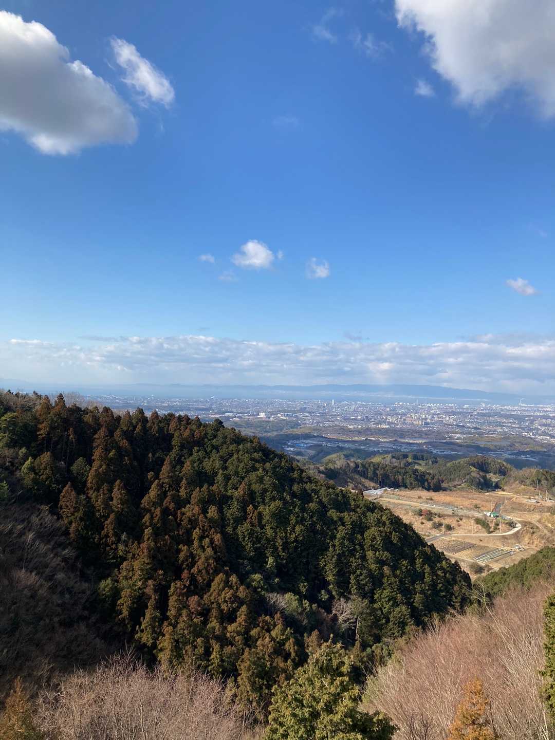 本日最後のご褒美❗️
八ケ丸山山頂の展望台から👀
360度近く眺望があります😊
今日も一日ありがとうございました‼️