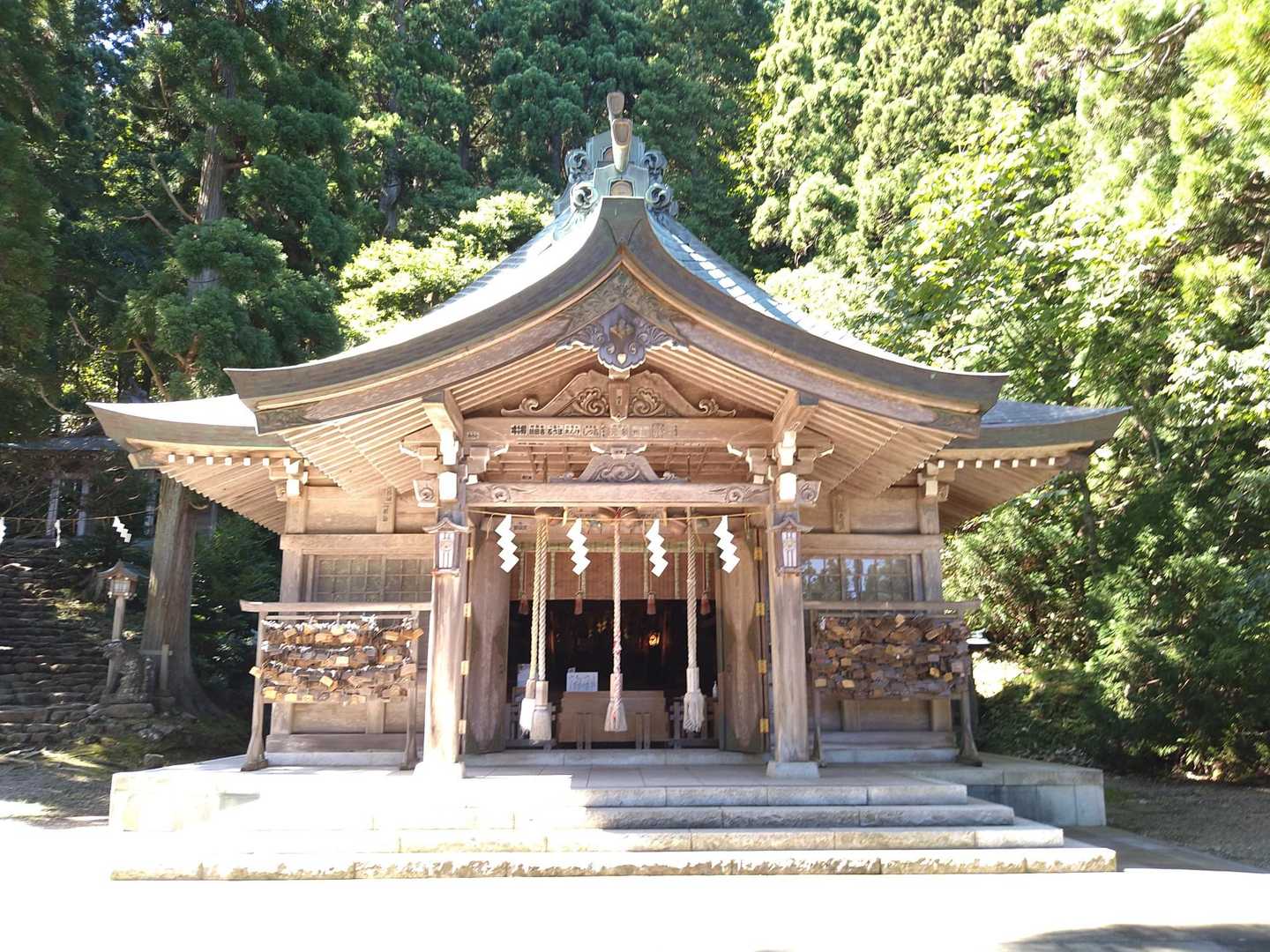 真山神社から登山開始