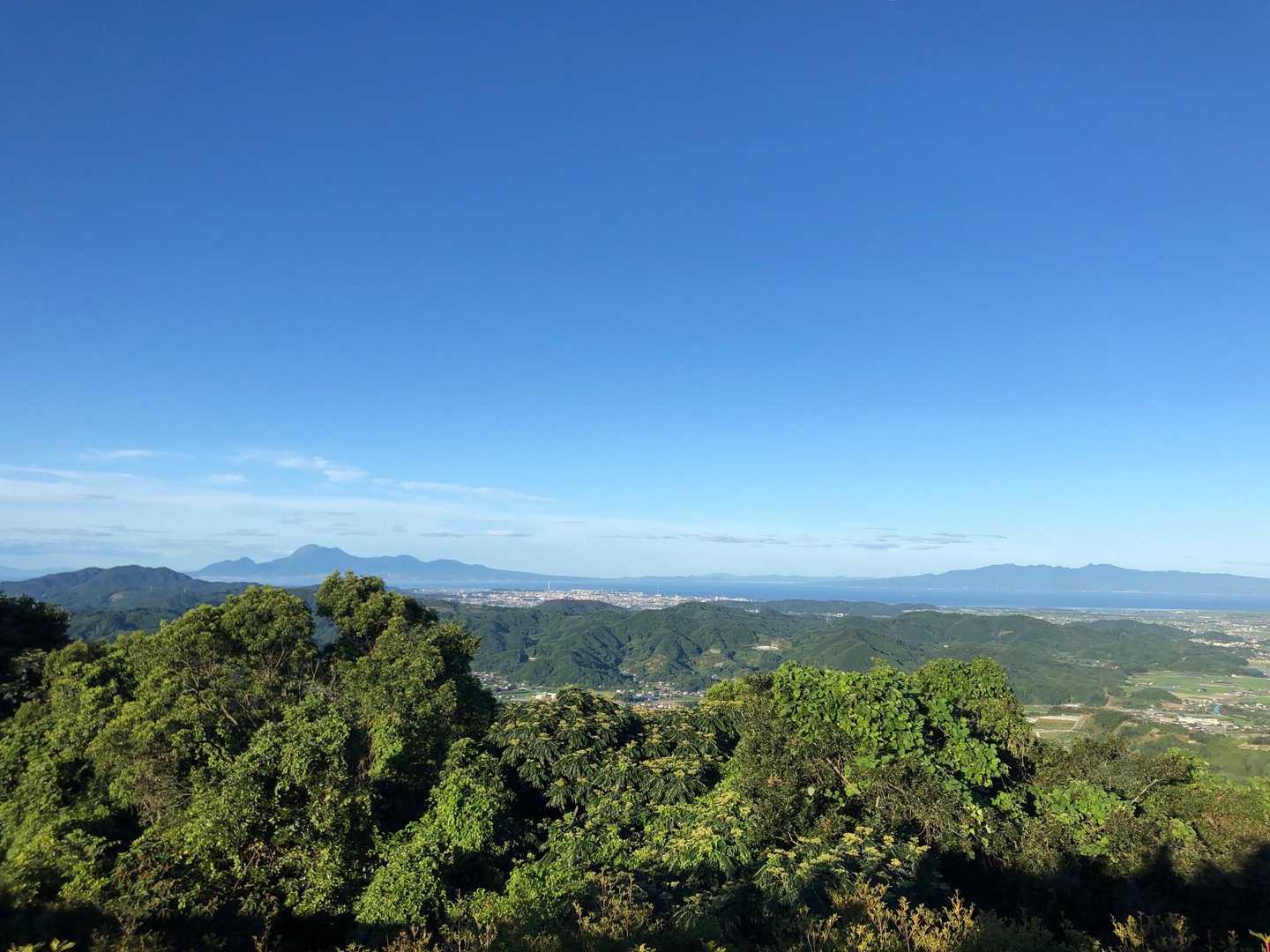 左奥に雲仙普賢岳(^^)