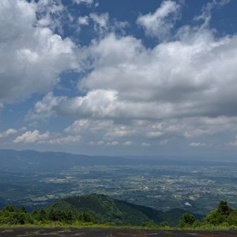 奥つくばね山からの展望✨