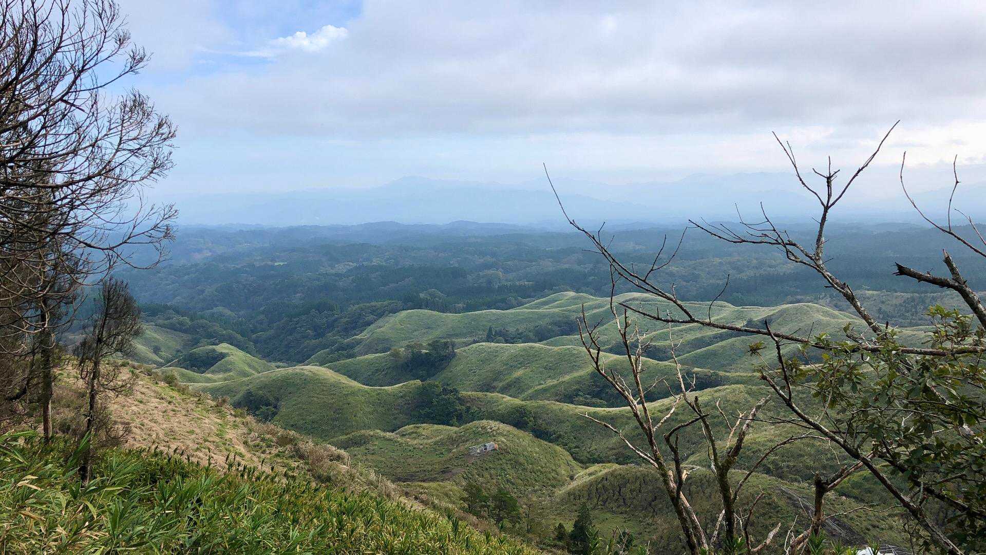 うわー、初めてみる景色👀✨️奥に諸塚山が見える⛰