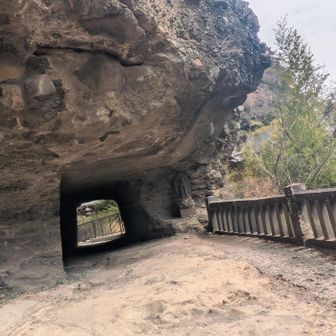 ココを通って…