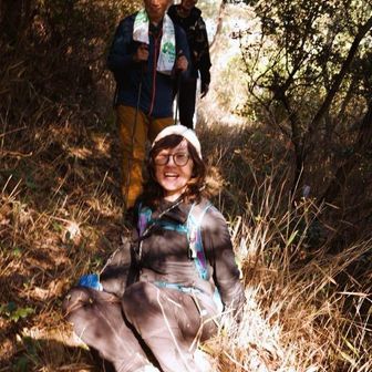 落ち葉で滑ってコケる😅
怪我なくてよかったー🤭