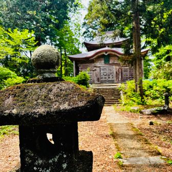 山頂神社に🙏