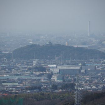 最後に登る小牧山が見えます