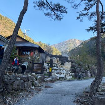 中房登山口。昨年6月以来、帰ってきた〜。
