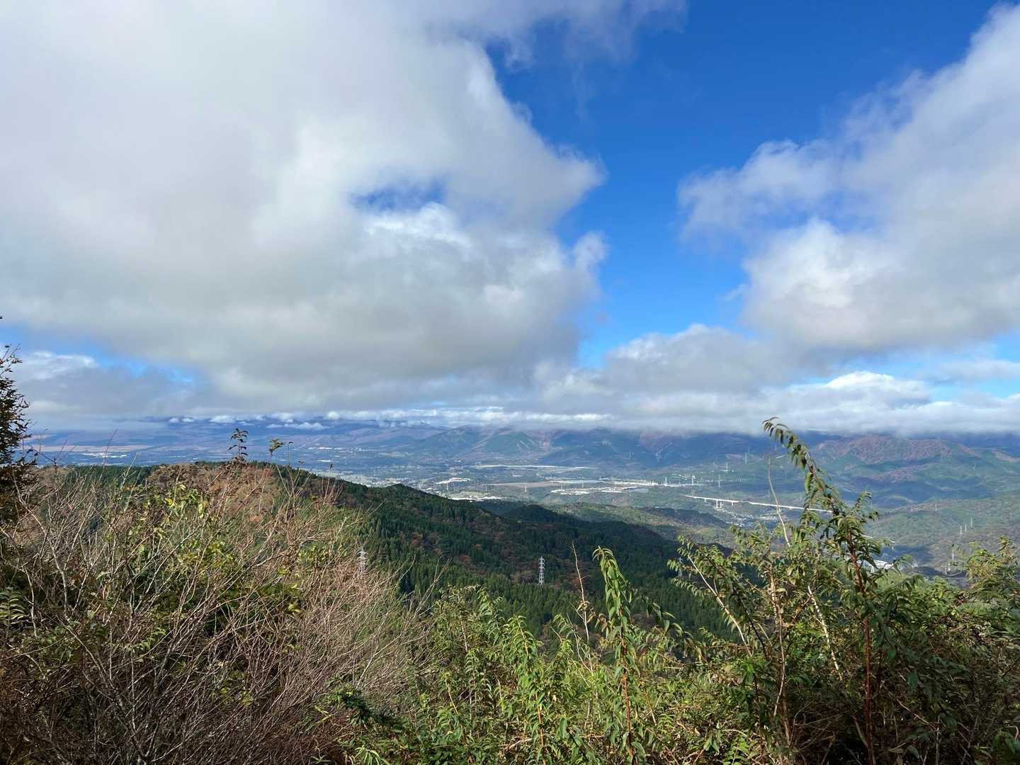 矢倉沢バス停-矢倉沢登山口-矢倉岳-清水越-地蔵堂バス停 縦走コースの写真
