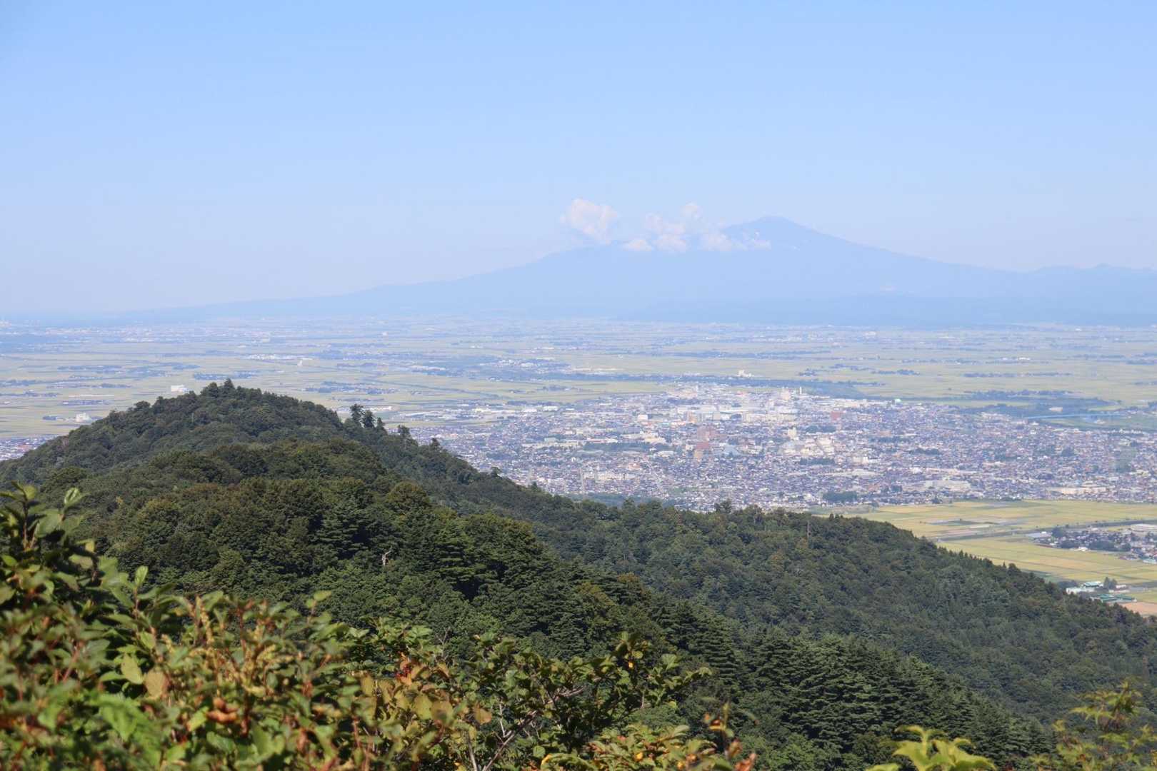 おつかれ山でした。暑い日でしたが十分楽しめました。明日は月山行けるかな。