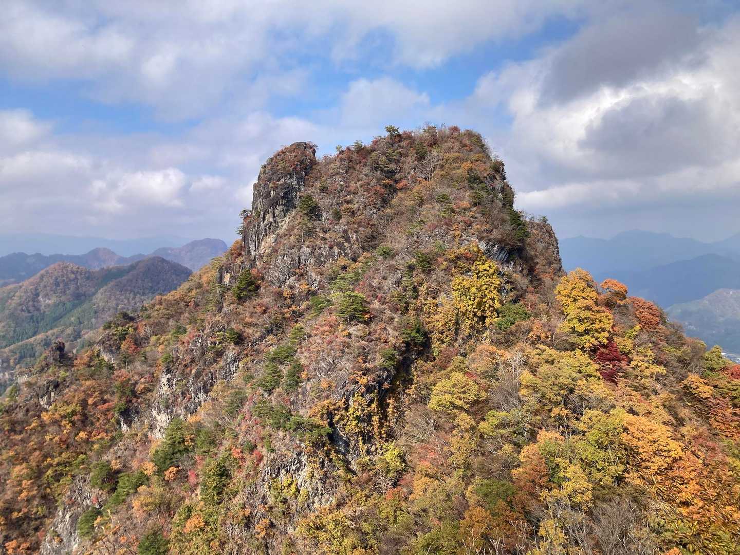 四ッ又山-鹿岳 縦走コースの写真