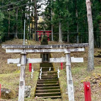 バス通りまでおりました⛩️🙏
バスが来ないのでここからも歩きます
